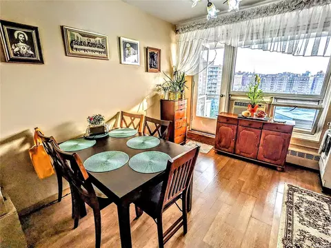 9707 63 Rd #10N, Rego Park, NY 11374