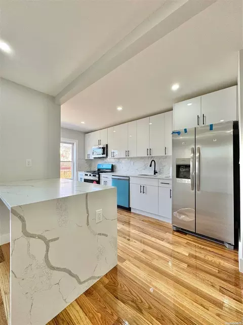 179-77 Selover Rd, New York, NY 11434