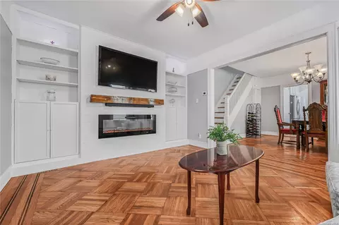 115-25 114th Pl, New York, NY 11420