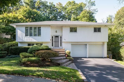 88 Beaumont Dr, Plainview, NY 11803