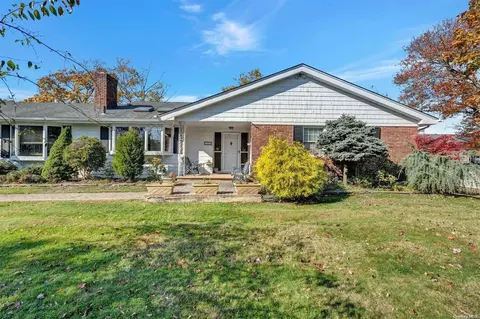 268 Ocean Ave, Islip, NY 11751