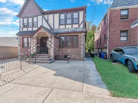 40-18 209th St, New York, NY 11361