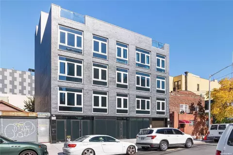 28-09 39th Ave #2C, New York, NY 11101