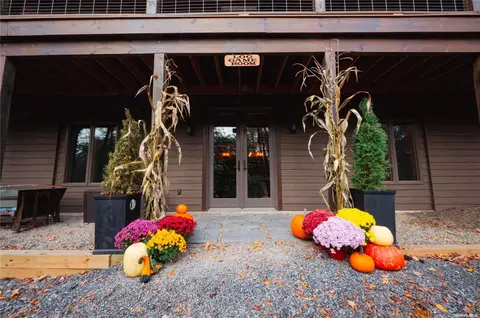 56 Grand View Cir, Saugerties, NY 12477