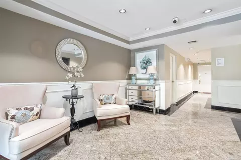 141-16 84th Dr #5B, New York, NY 11435