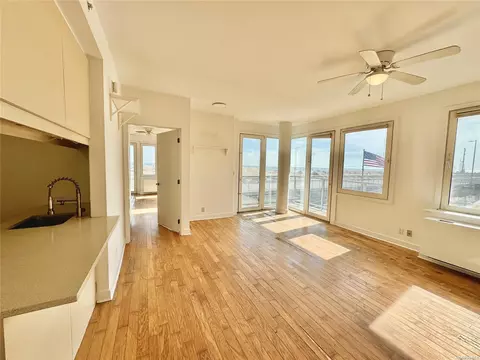 130 Beach 119th #2B, Rockaway Park, NY 11694