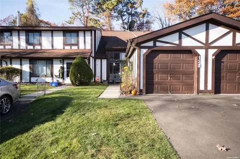 132 Fieldstone #132, Middle Island, NY 11953