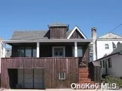 44 Oswego Ave, East Atlantic Beach, NY 11561
