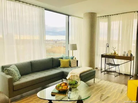 131-03 40th Rd #8M, Flushing, NY 11354