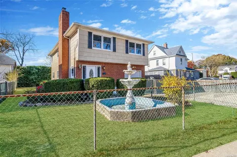 260 Bayview Ave, Amityville, NY 11701