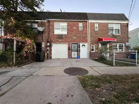32-35 61st St, New York, NY 11377