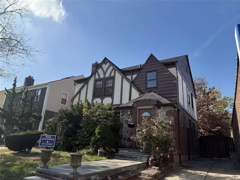 29-12 172nd St, New York, NY 11358