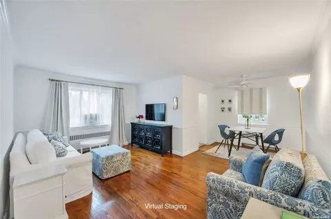 20 Nathan Hale Dr #82A, Huntington, NY 11743