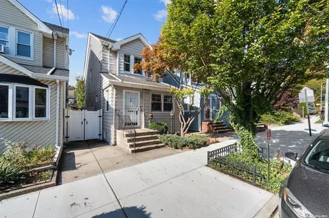 84-16 102nd St, New York, NY 11418