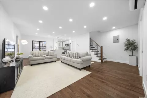 104-30 210th St, New York, NY 11429