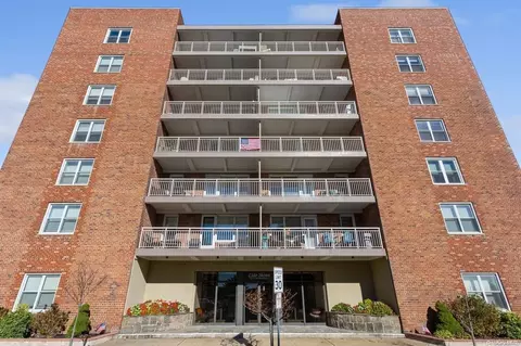 855 E Broadway #2H, Long Beach, NY 11561