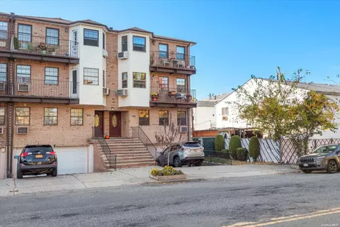151-16 79th St #2L, New York, NY 11414