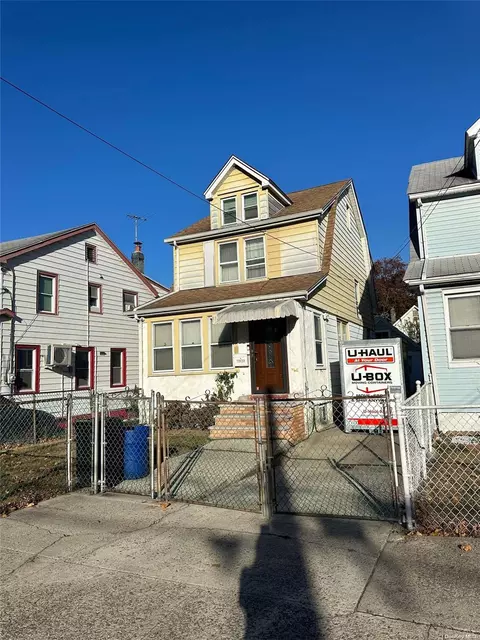 119-39 Inwood St, New York, NY 11436