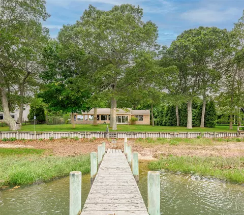5 Bay Shore Dr, Shelter Island, NY 11964