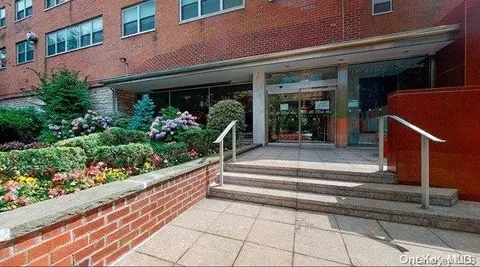 111-20 73 Ave #6G, Forest Hills, NY 11375