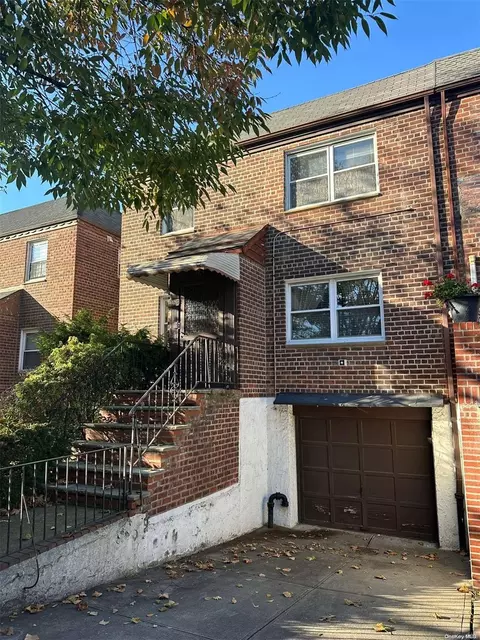 141-05 Jewel Ave, New York, NY 11367