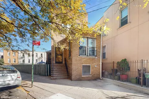 70-25 64th Pl, New York, NY 11385