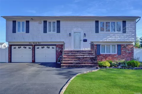 323 Seaford Ave, Massapequa, NY 11758