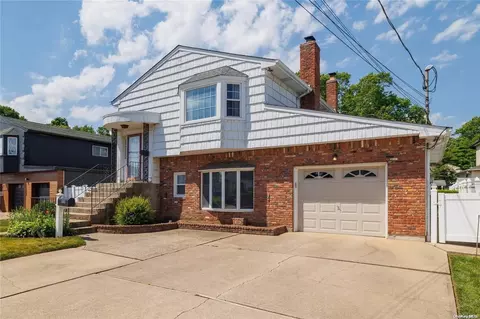 779 Prospect St, Baldwin, NY 11510