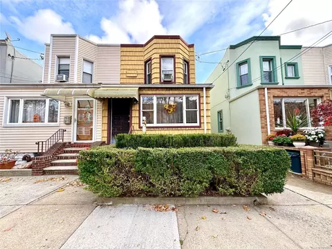 62-30 60th Dr, New York, NY 11378