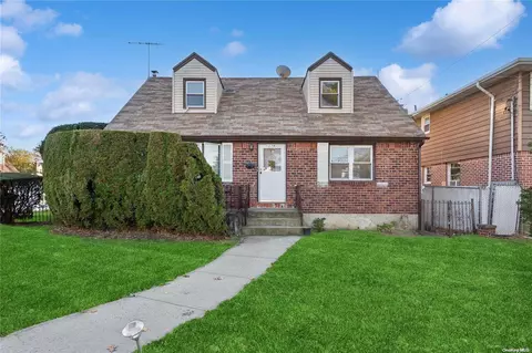 1379 E St, Elmont, NY 11003