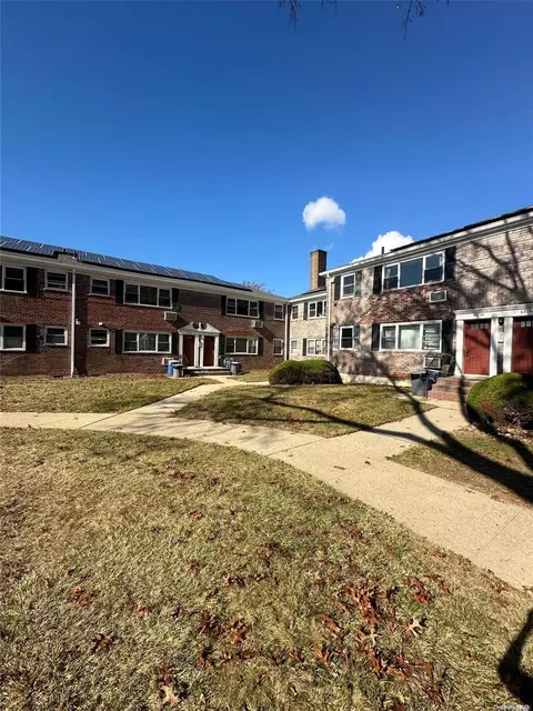 67-38 152nd St #280B, Flushing, NY 11367