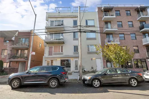 71-28 163rd St #1A, Fresh Meadows, NY 11365