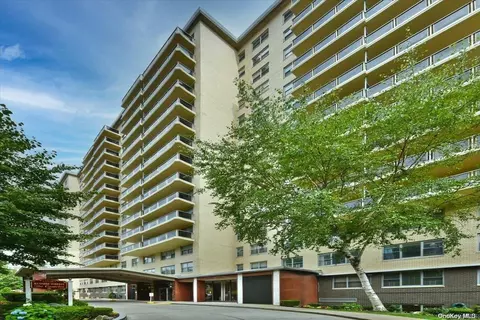 175-20 Wexford Ter #9J, New York, NY 11432