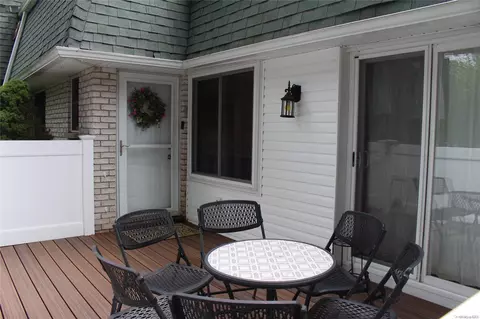 493 Daryl Dr #493, Medford, NY 11763
