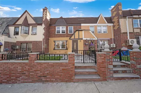 30-19 90th St, East Elmhurst, NY 11369