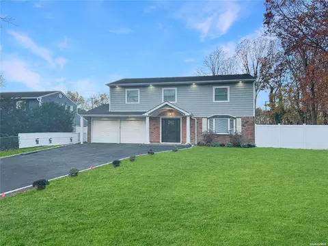 144 Alexander Ave, Nesconset, NY 11767