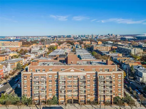 3811 108th St #5L, New York, NY 11368