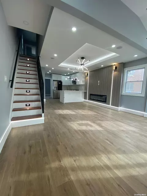 140-57 160th St, New York, NY 11434