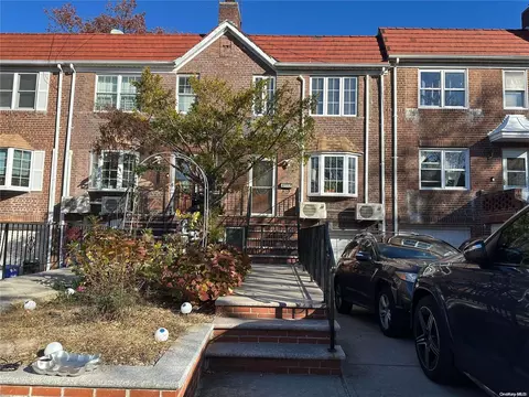47-17 215th St, New York, NY 11361