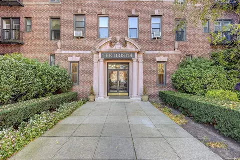 78-14 Austin St #1C, New York, NY 11375