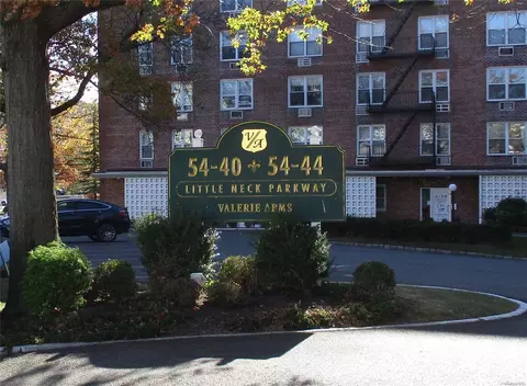 54-40 Little Neck Pkwy #1J, New York, NY 11362