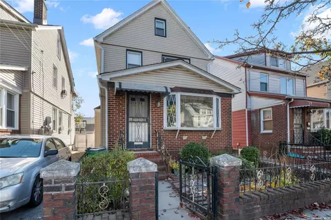 205-18 111 Ave, New York, NY 11412