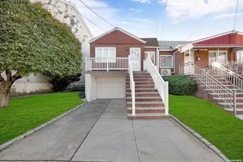 508 College Pl, New York, NY 11356