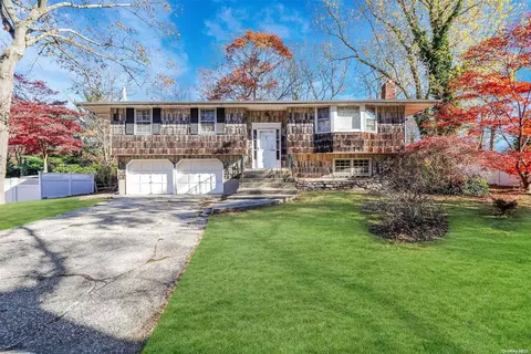 63 Sylvan Ave, Miller Place, NY 11764