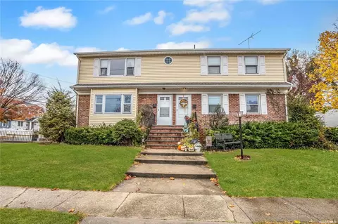 159 Collins Ave, North Hempstead, NY 11596