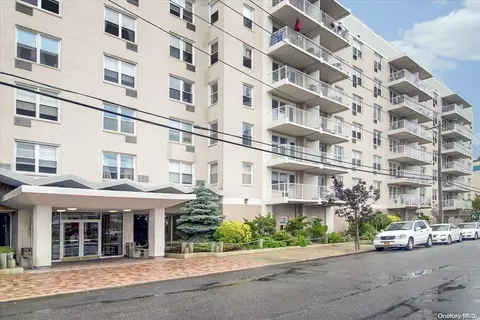522 Shore Rd #2WW, Long Beach, NY 11561