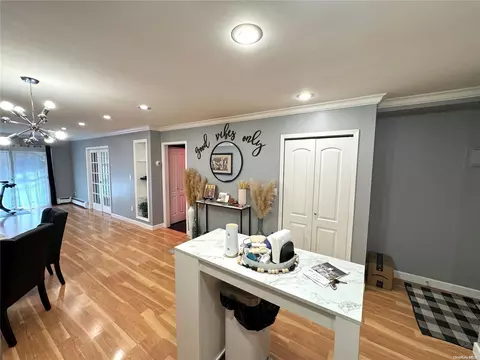 205-60 Brian Cres #31L, Bayside, NY 11360