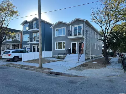 10-59 Grassmere Ter, Far Rockaway, NY 11691
