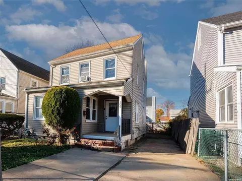 309 Yale St, Hempstead, NY 11550