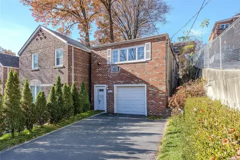 6013 Huxley Ave, New York, NY 10471